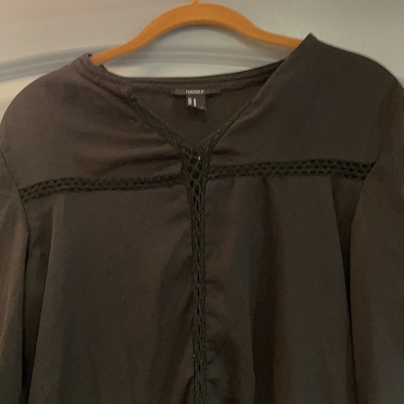 Forever 21 black medium long tie detailed blouse - Picture 3 of 7